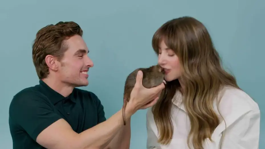 Відео до фільму Одне ціле | Dave Franco & Alison Brie Talk About TOGETHER With a Bunch of Rats