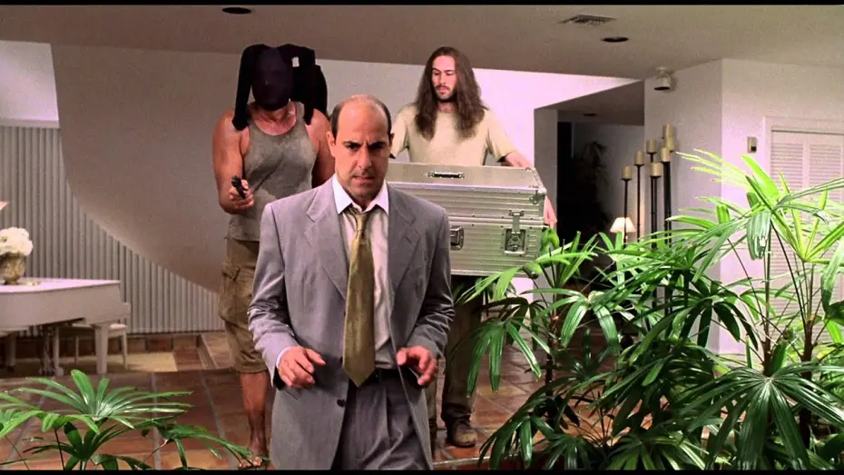 Відео до фільму Великі проблеми | Большие неприятности - Трейлер