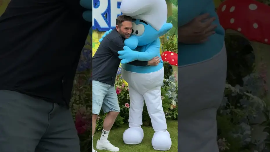 Відео до фільму Смурфи | UK Gala