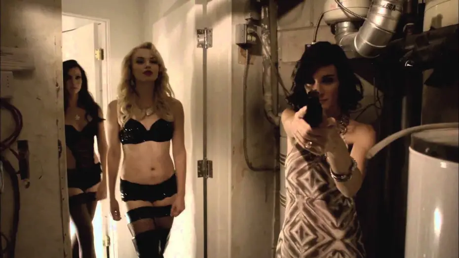 Відео до фільму Красива та божевільна | Beautiful & Twisted