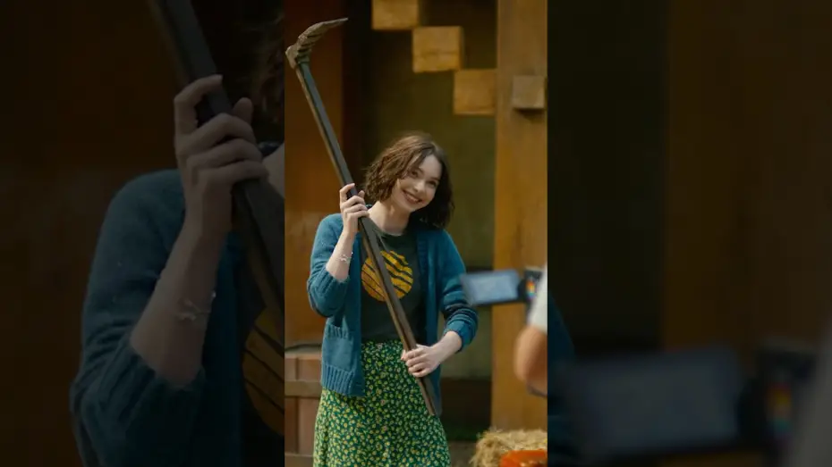 Відео до фільму Майнкрафт | Kickin&rsquo; axe in the Overworld.