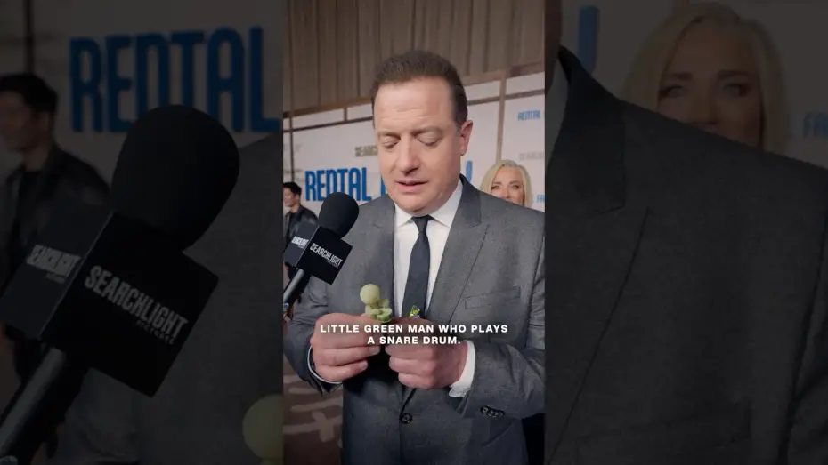 Відео до фільму Сім'я напрокат | Blind Box Opening