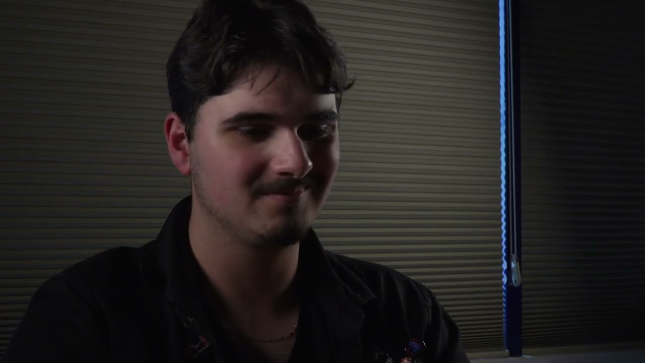 Переглянути трейлер фільму