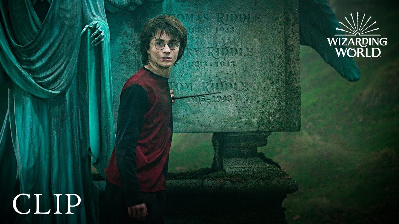 Відео до фільму Гаррі Поттер і келих вогню | Harry vs Voldemort 'Priori Incantatem' Duel in the Cemetery | Harry Potter and the Goblet of Fire