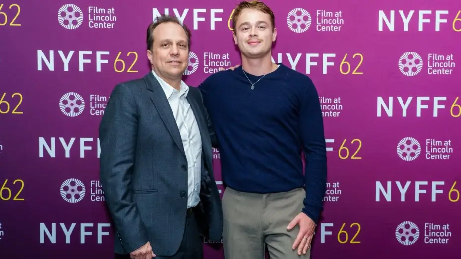 Відео до фільму Comme le feu | Philippe Lesage and Noah Parker on Who by Fire