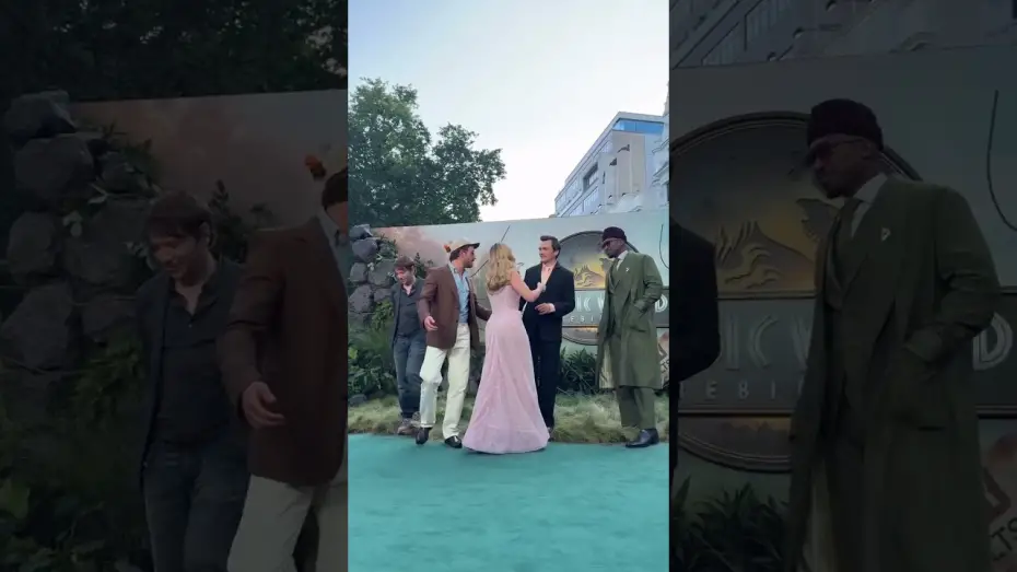 Відео до фільму Світ Юрського періоду: Відродження | The dino mite stars and Director of Jurassic World Rebirth