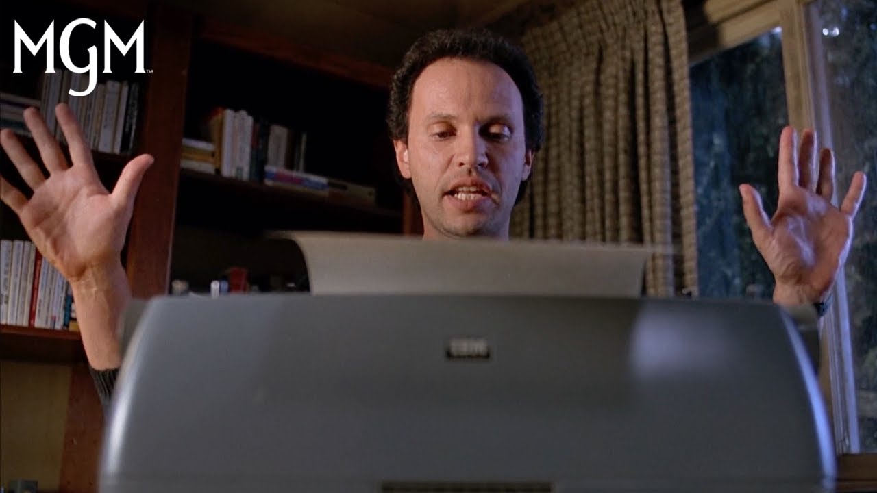 Відео до фільму Скинь маму з поїзда | Writer's Block Scene