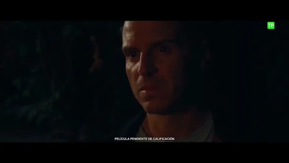 Відео до фільму Ми всі незнайомці | Escena: 'Es &eacute;l'