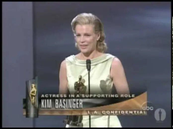 Відео до фільму Таємниці Лос-Анджелеса | Kim Basinger winning Best Supporting Actress
