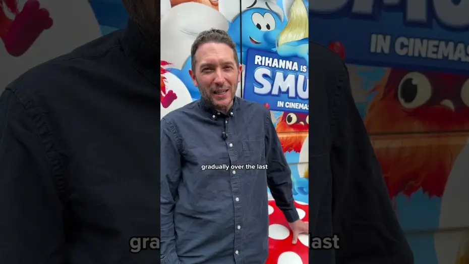 Відео до фільму Смурфи | Jon Richardson is Grouchy Smurf (UK Cast)