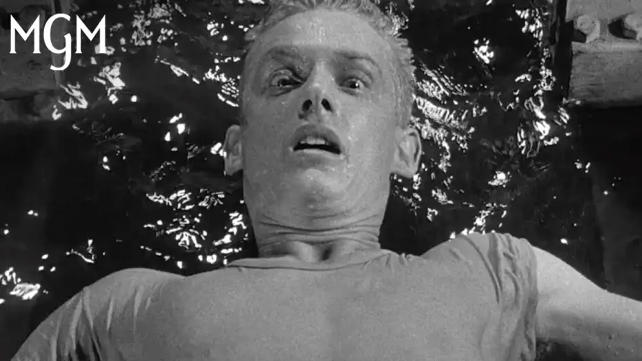 Відео до фільму Іти тихо, іти глибоко | Underwater Ambush Scene