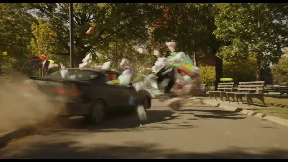 Відео до фільму Спіймати на гарячому | &iquest;Qu&eacute; pasa cuando el mundo entero te persigue y no sabes por qu&eacute;?