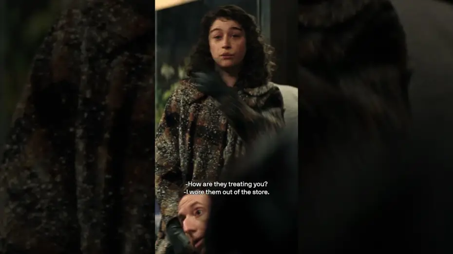 Відео до фільму Марті Супрім. Геній комбінацій | Him, with the glasses.