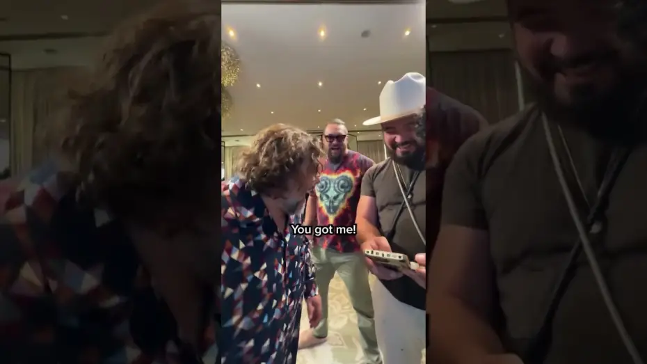 Відео до фільму Майнкрафт | Don't get caught in the photo: A Minecraft Movie Edition