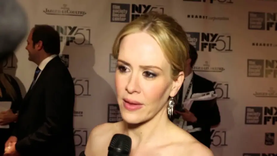 Відео до фільму 12 років рабства | NYFF51: Sarah Paulson | "12 Years A Slave" Red Carpet