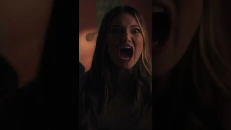 Відео до фільму Сердечні очі | Trying to Hide the Pink Toy (Scene)