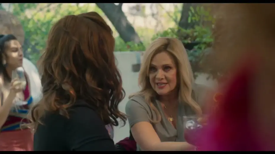 Відео до фільму Reinvented Mom | Mam&aacute; Reinventada | Tr&aacute;iler Oficial | Cinemex