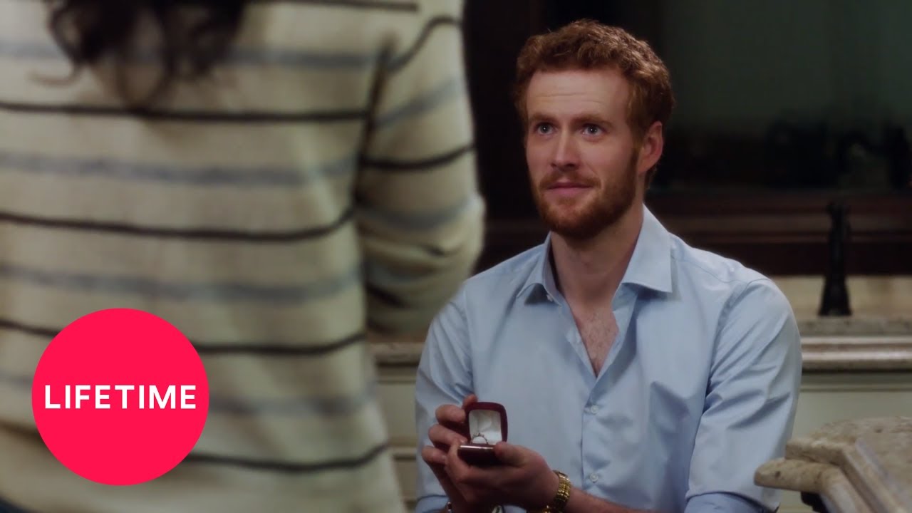 Відео до фільму Гаррі та Меґан: Королівський роман | Harry & Meghan: A Royal Romance Official Trailer | Premieres May 13 at 8/7c | Lifetime