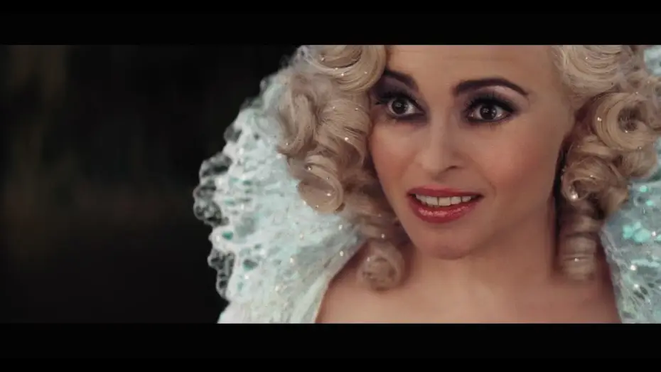 Відео до фільму Попелюшка | Cenerentola -- Helena Bonham Carter - Intervista alla fata madrina - POD dal film | HD