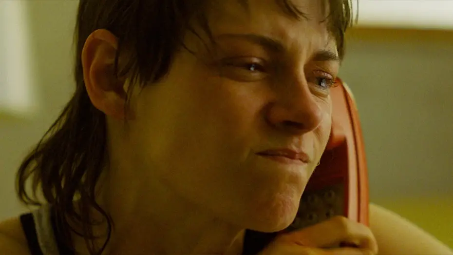 Відео до фільму Любов, брехня та кровопролиття | Lou Confronts Her Dad - Movie Clip