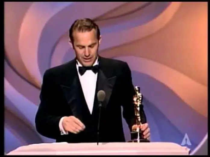 Відео до фільму Той, що танцює з вовками | Kevin Costner Wins Best Directing: 1991 Oscars