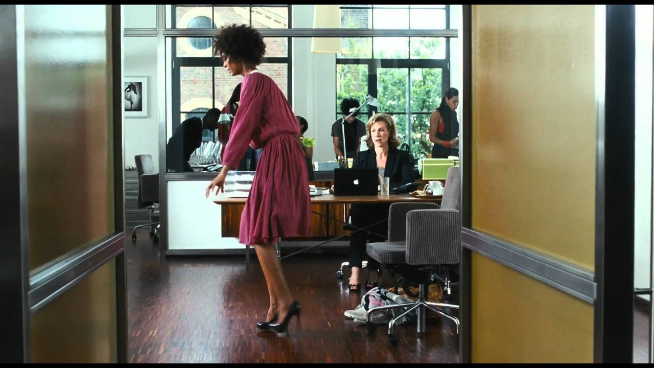 Відео до фільму Desert Flower | Desert Flower Official Trailer {HD}