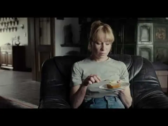 Відео до фільму Andrea l&auml;sst sich scheiden | Offizieller Teaser "Kuchen"