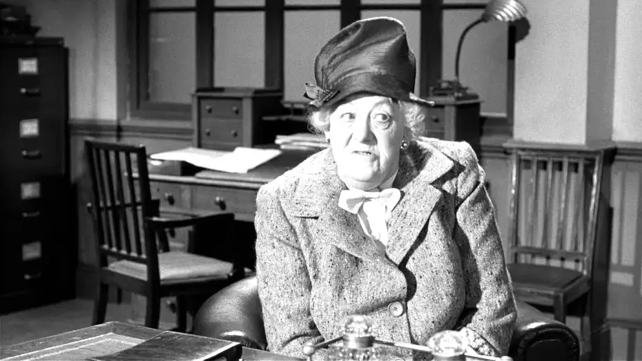 Відео до фільму Murder at the Gallop | После похорон - Трейлер