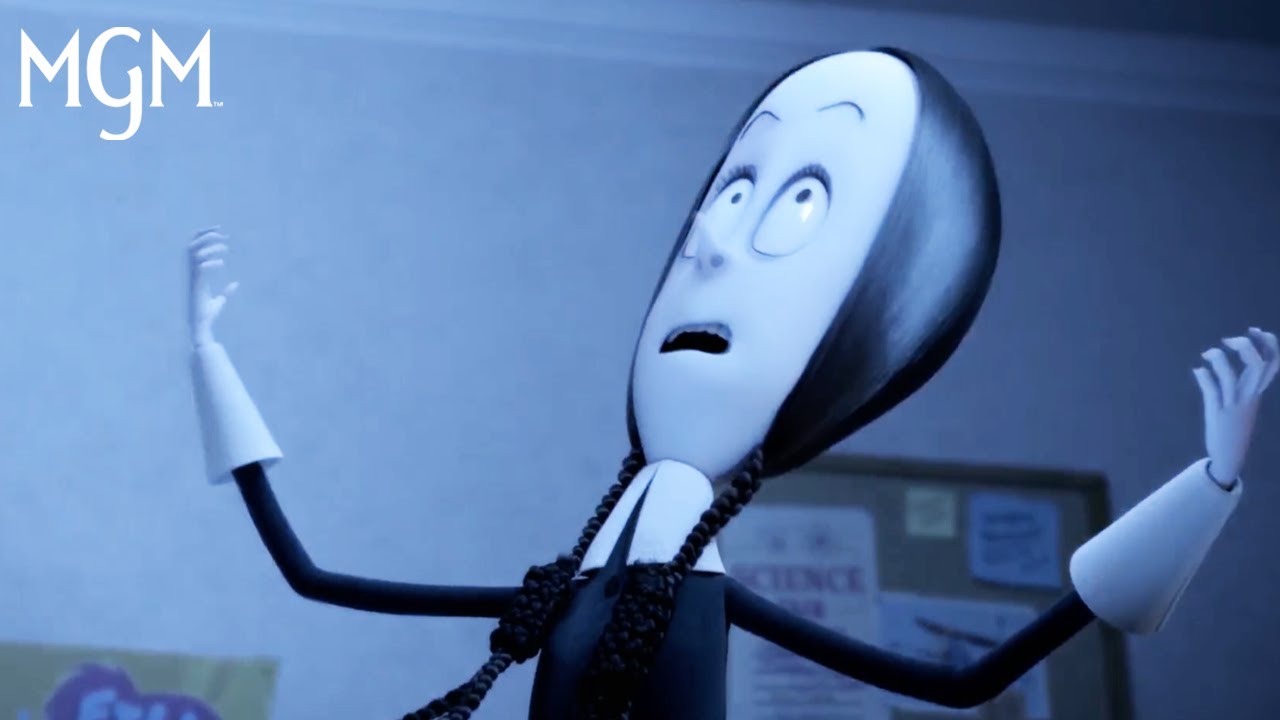 Відео до фільму Родина Адамсів | THE ADDAMS FAMILY (2019) | Wednesday's Frog Science Experiment | MGM