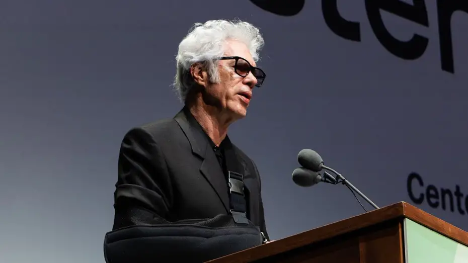 Відео до фільму Батько, мати, сестра, брат | Jim Jarmusch Introduces Father Mother Sister Brother