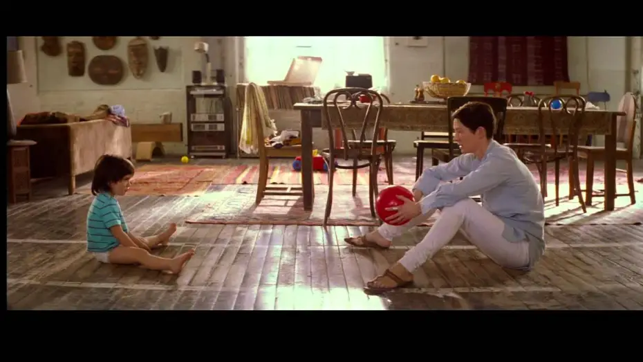 Відео до фільму Щось не так з Кевіном | Tilda Swinton discusses character from WE NEED TO TALK ABOUT KEVIN (2012)