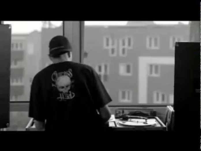 Відео до фільму Ненависть | Trailer La Haine (El Odio) by Adri&aacute;n Mar&iacute;n