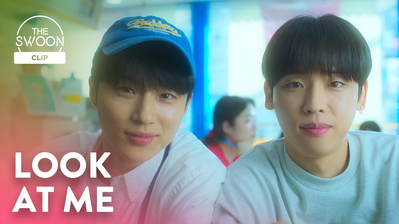 Відео до фільму Дівчина XX століття | Byeon Woo-seok and Park Jung-woo fight for Kim You-jung&rsquo;s attention