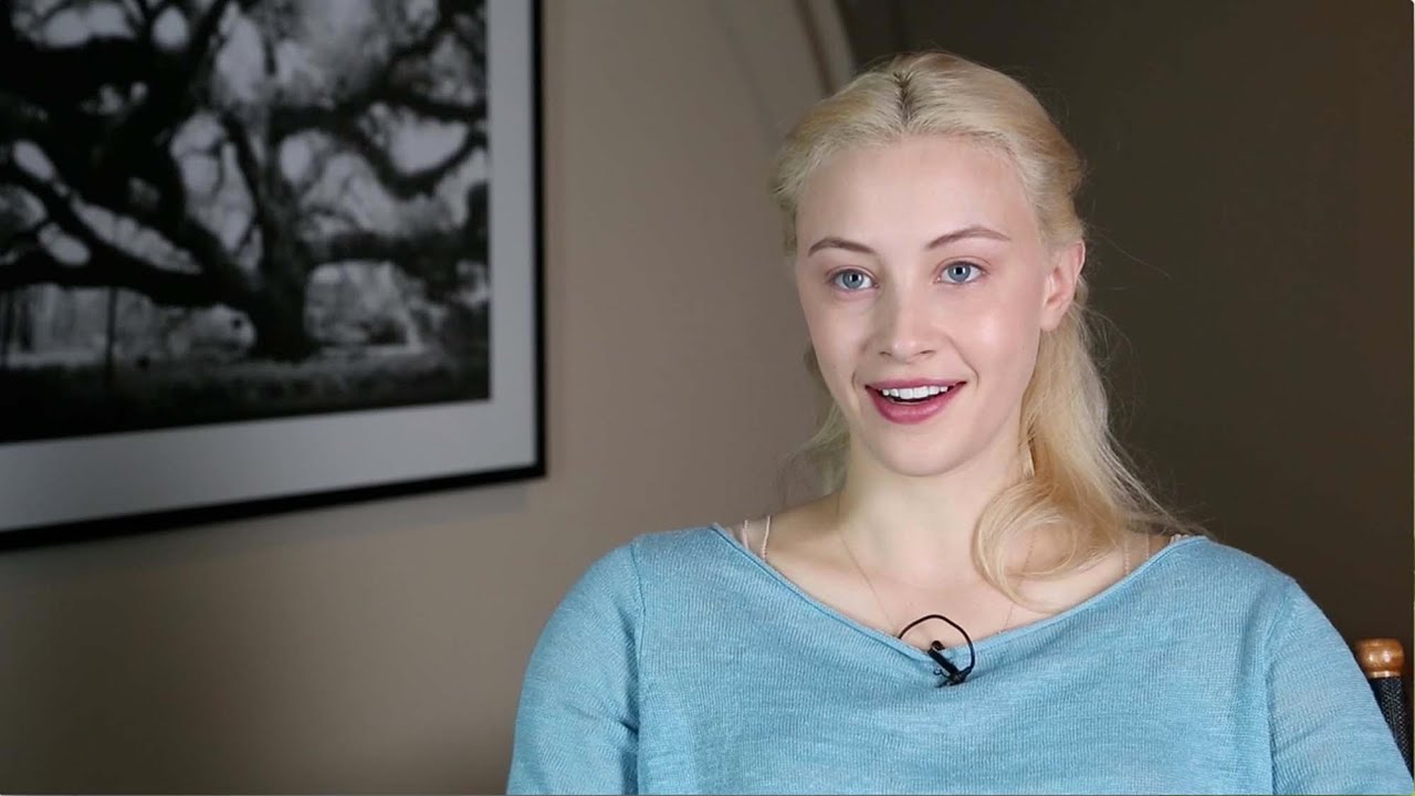 Відео до фільму Ворог | Enemy interview with Sarah Gadon