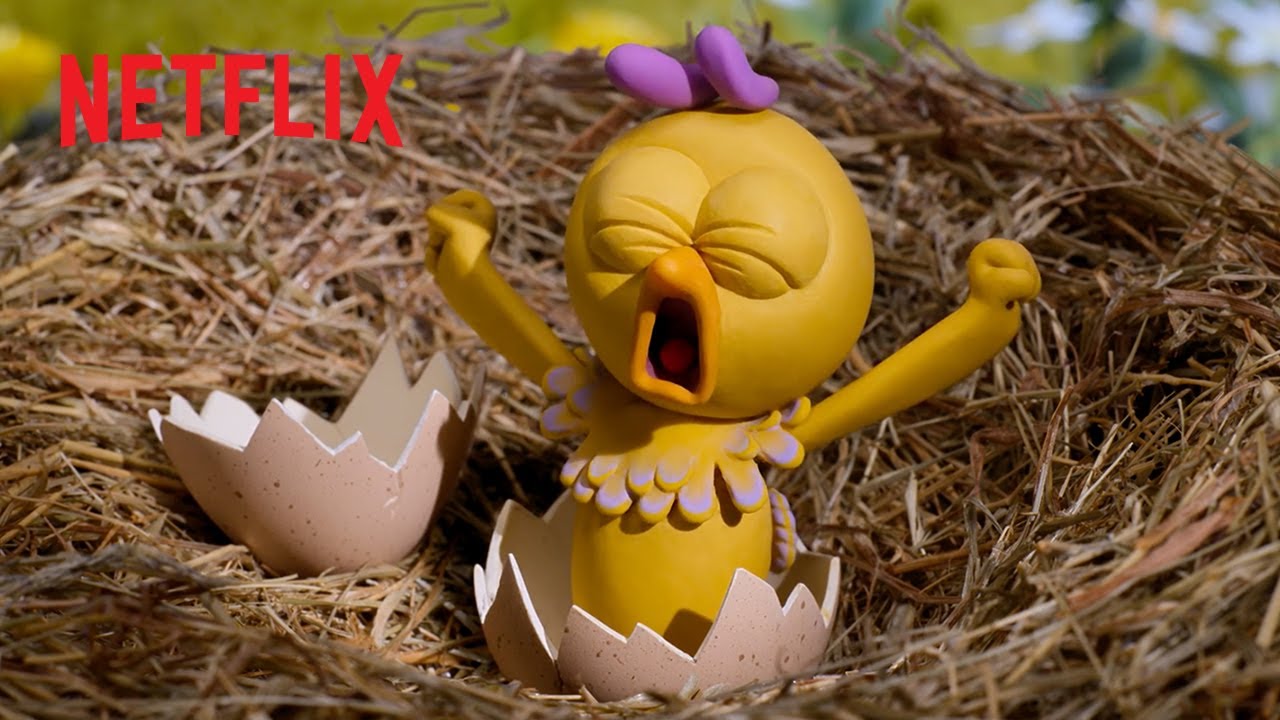 Відео до фільму Втеча з курника: Світанок наггетсів | The chickens from Chicken Run have a baby now!