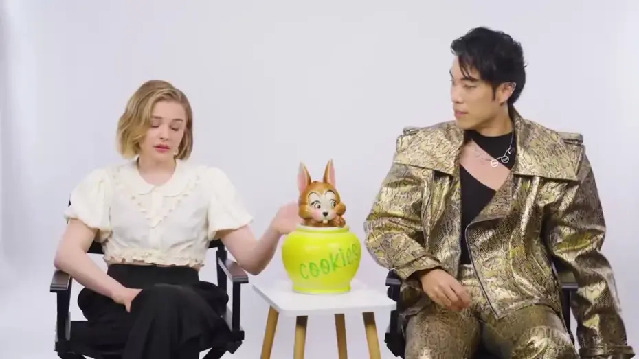 Відео до фільму Німона | Eugene Lee Yang and Chloë Grace Moretz Answer To A Nosy Cookie Jar