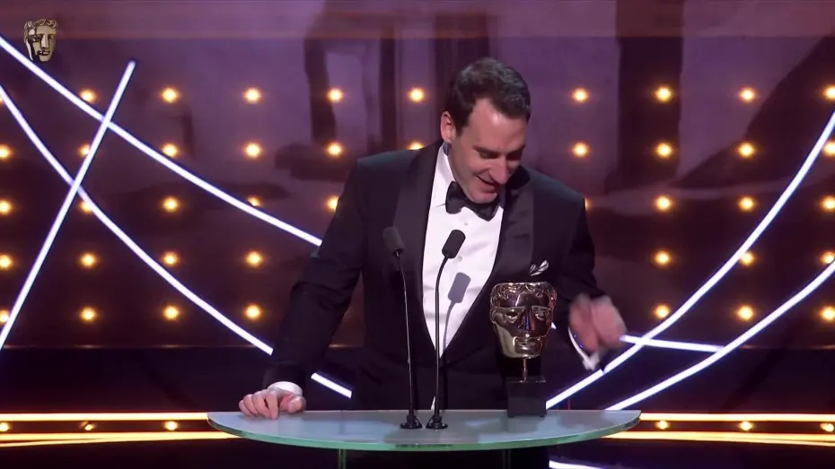 Відео до фільму На Західному фронті без змін | James Friend Wins Cinematography For All Quiet On The Western Front | EE BAFTAs 2023