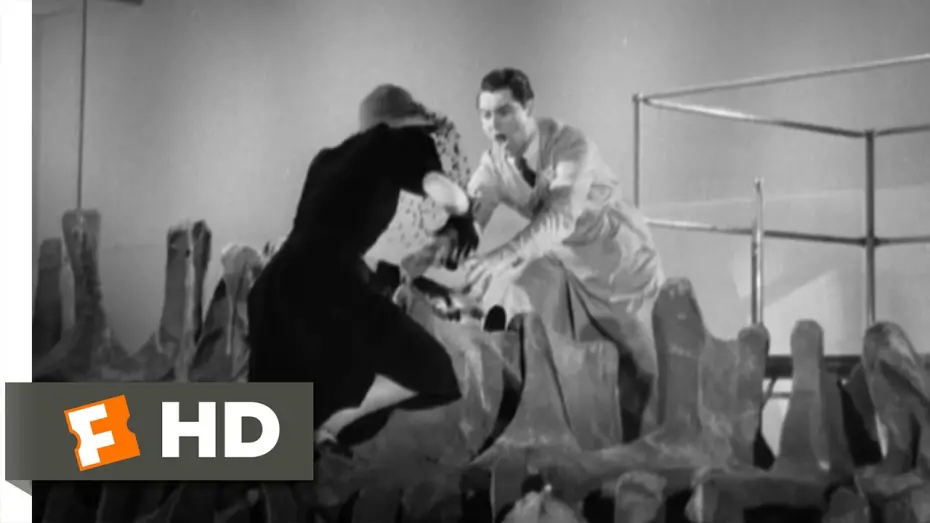 Відео до фільму Виховання крихітки | Bringing Up Baby (9/9) Movie CLIP - The Dinosaur Falls (1938) HD