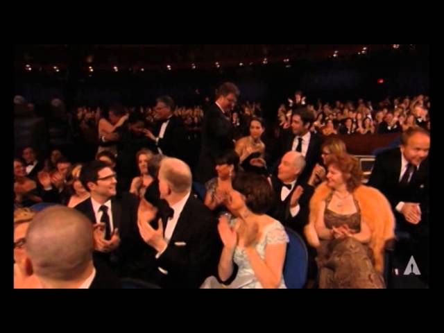 Відео до фільму Мільйонер із нетрів | Slumdog Millionaire Wins Sound Mixing: 2009 Oscars