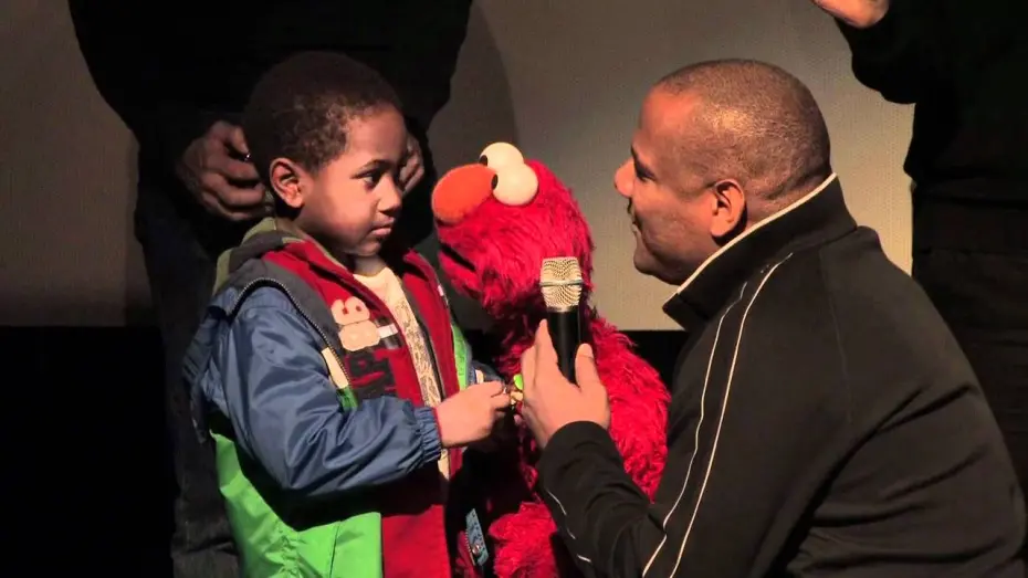 Відео до фільму Being Elmo: A Puppeteer