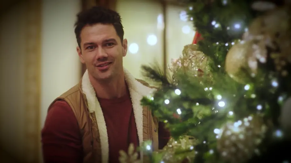 Відео до фільму Christmas at the Plaza | Preview- Hallmark Channel