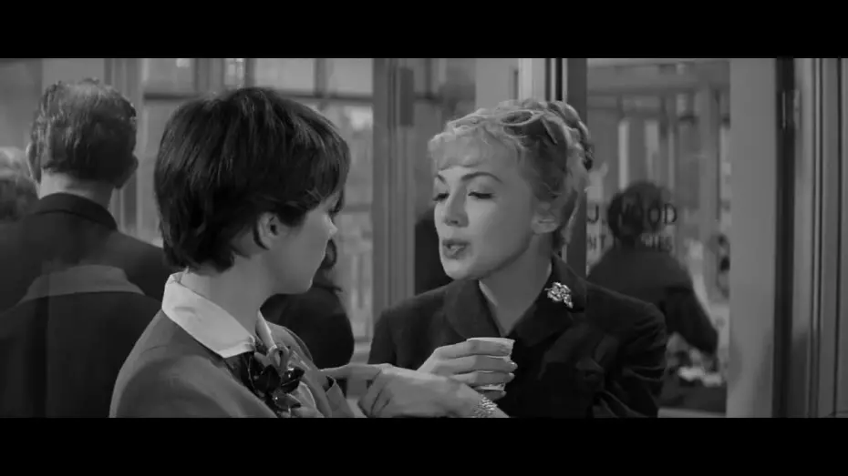 Відео до фільму Квартира | THE APARTMENT (1960) | Office Christmas Party Scene | MGM