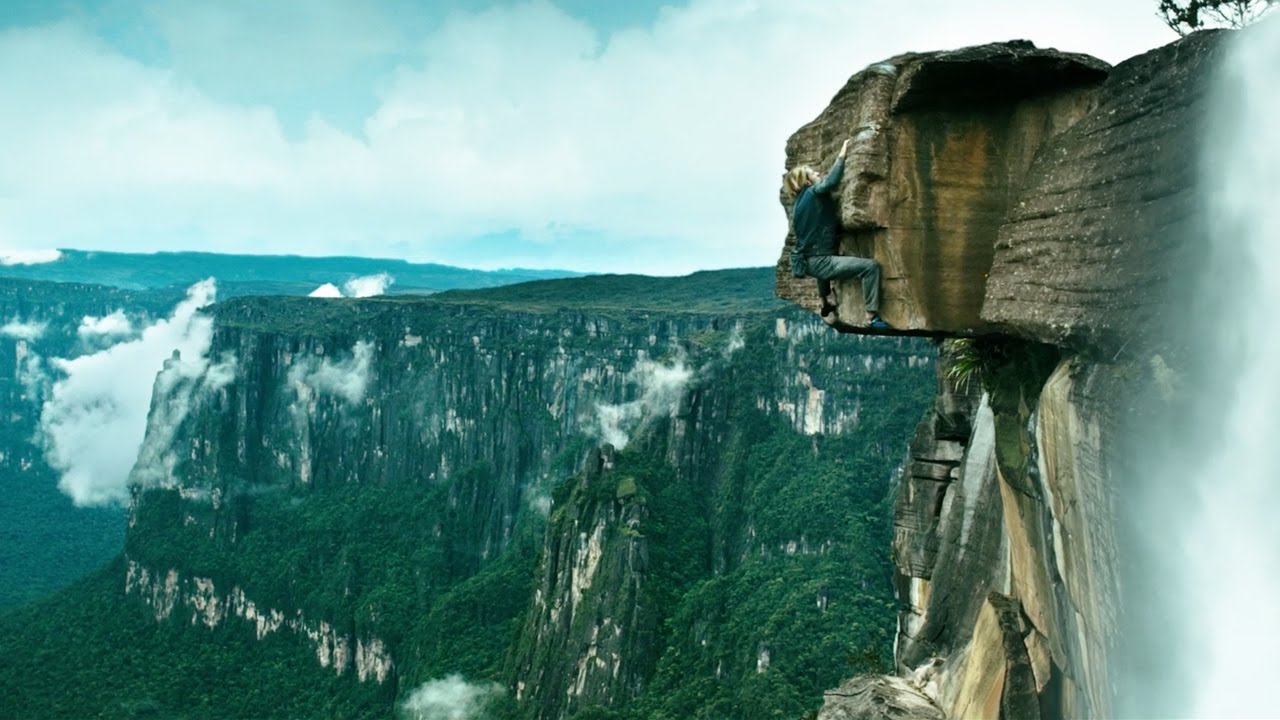 Відео до фільму На гребені хвилі | Rock Climbing Featurette