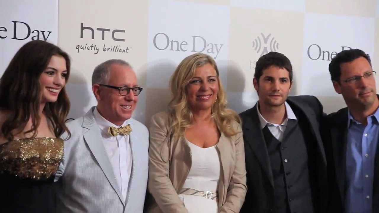 Відео до фільму Один день | One Day- Red Carpet