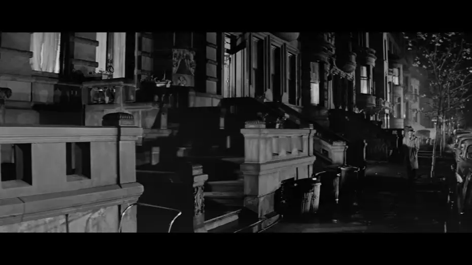 Відео до фільму Квартира | THE APARTMENT (1960) | Opening Scene | MGM