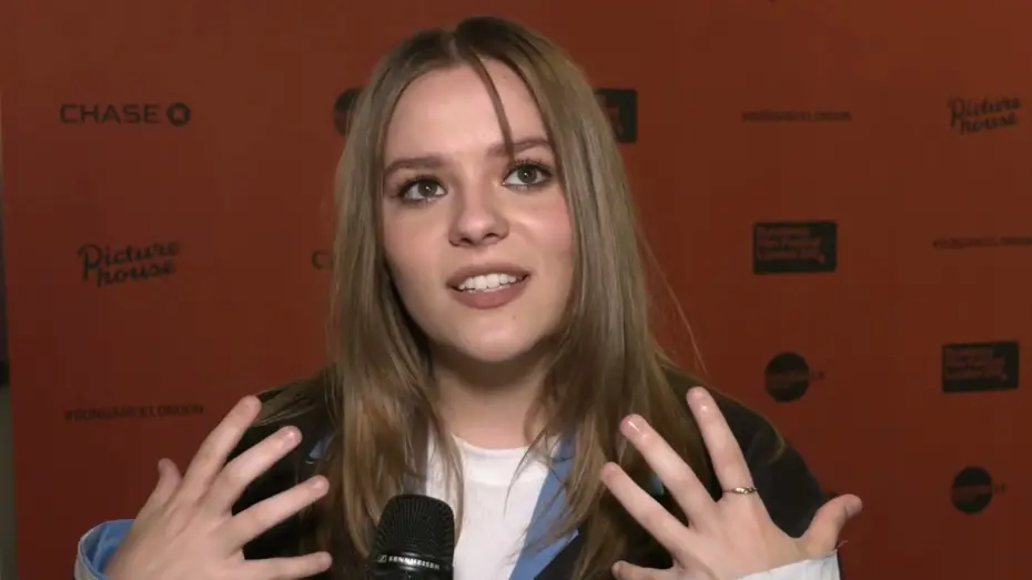 Відео до фільму My Old Ass | Maisy Stella talks My Old Ass at Sundance London