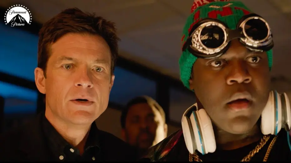 Відео до фільму Новорічний корпоратив | Jason Bateman & Sam Richardson Get an All Star Surprise