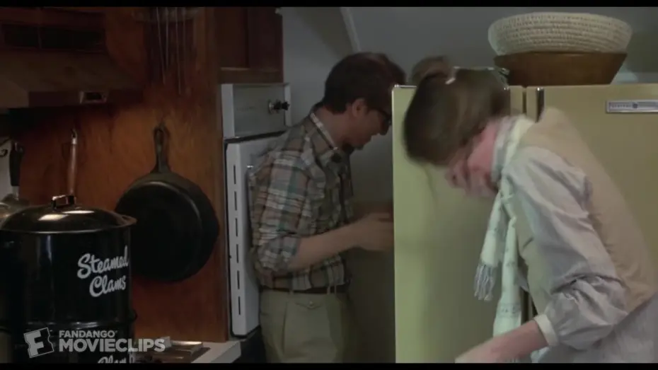 Відео до фільму Енні Голл | Annie Hall: Cooking Lobster