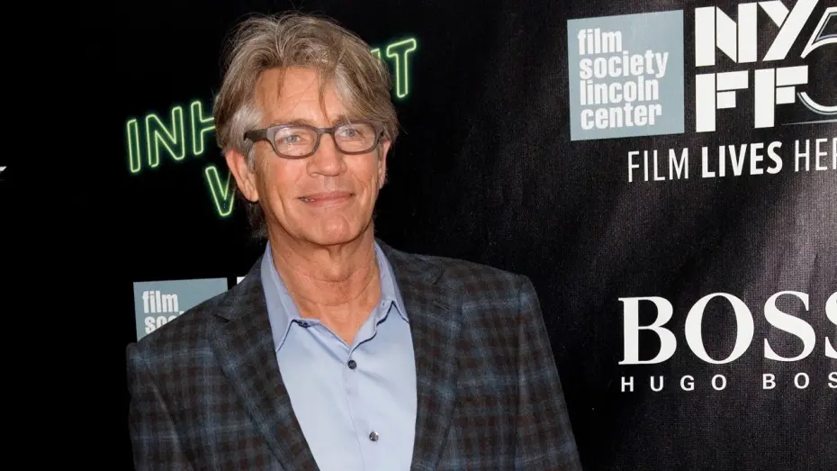 Відео до фільму Вроджена вада | NYFF52 "Inherent Vice" Red Carpet | Eric Roberts