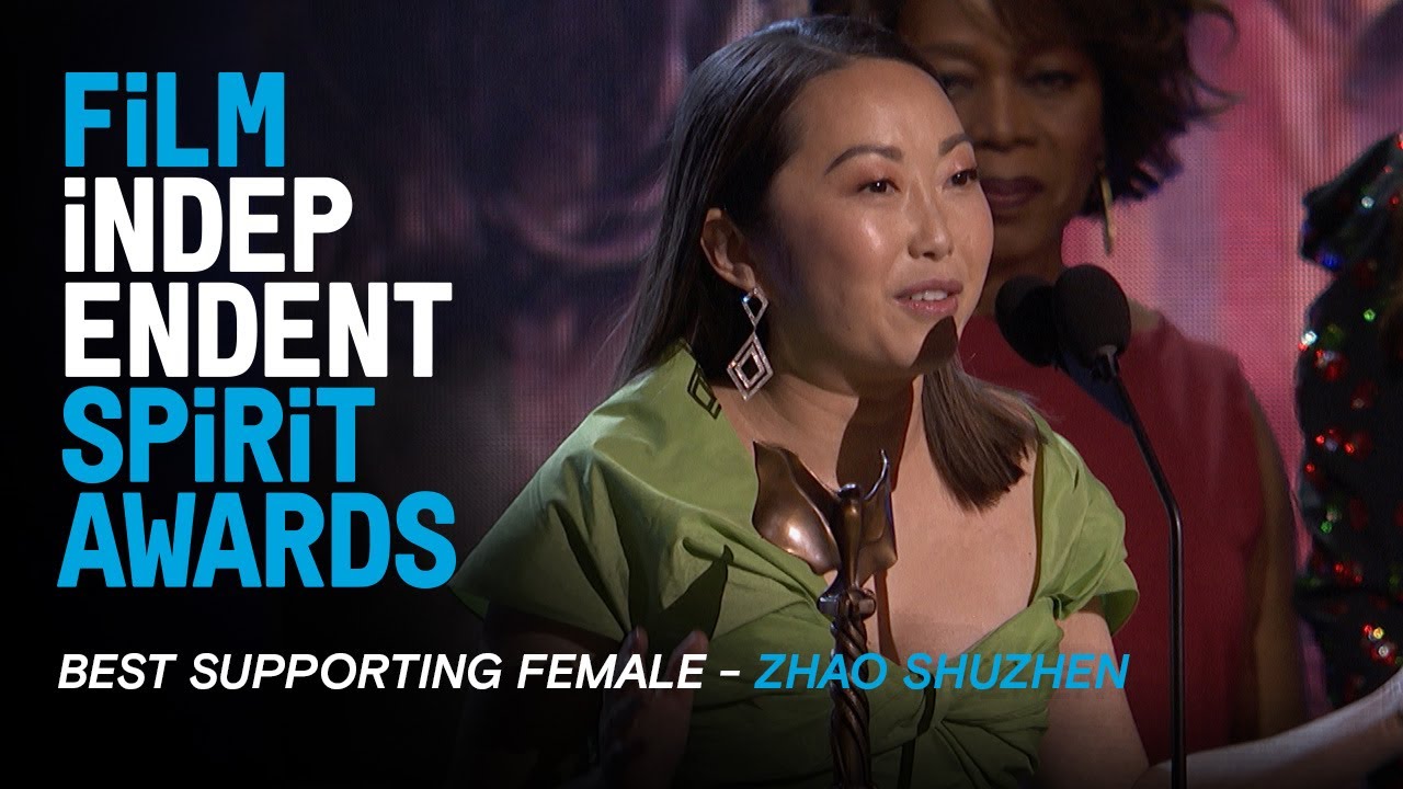 Відео до фільму Прощання | ZHAO SHUZHEN wins Best Supporting Female for THE FAREWELL at the 35th Film Independent Spirit Awards